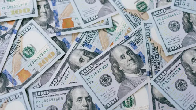 Dólar registra pior semestre em cinco décadas e gera questionamentos globais sobre sua hegemonia - Imagem do artigo original
