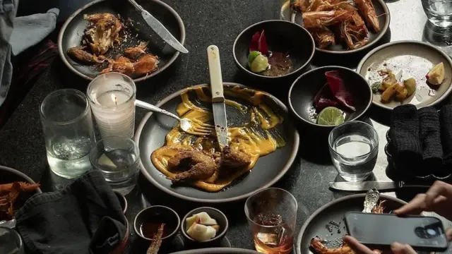 Modelo ‘Pague o Quanto Puder’ Impulsiona União Comunitária na Cena Gastronômica da Cidade do México e Acende Debate Sobre Acessibilidade Global - Imagem do artigo original