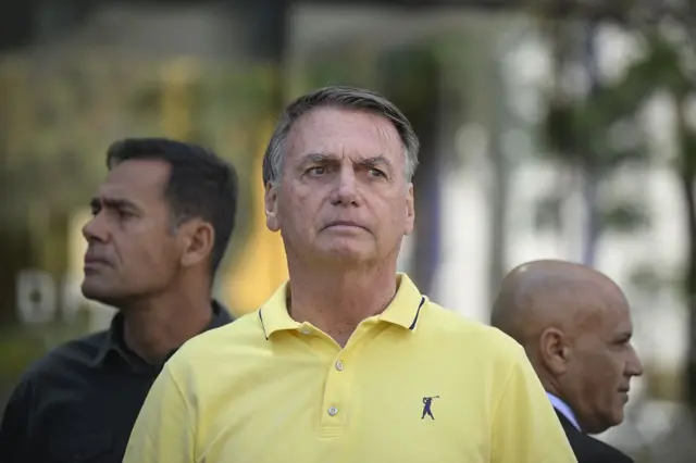 Julgamento de Bolsonaro por Tentativa de Golpe no STF: Detalhes das Acusações e Possíveis Penas - Imagem do artigo original