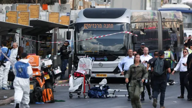 Ataque a Tiros em Jerusalém Deixa Seis Mortos e Feridos - Imagem do artigo original