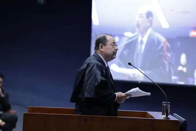 Julgamento Bolsonaro STF: Defesas e acusações na 1ª semana - Imagem do artigo original