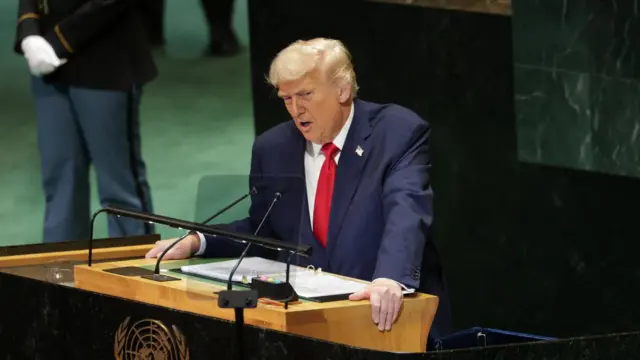 Encontro Lula e Trump na ONU: elogios mútuos e tarifa - Imagem do artigo original