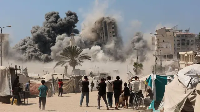 Robôs Explosivos de Israel em Gaza: Devastação e Medo - Imagem do artigo original