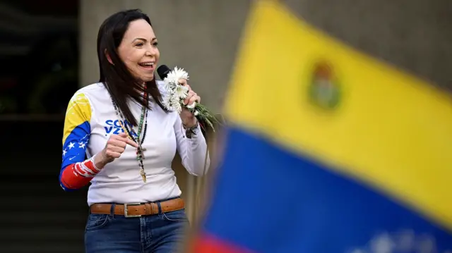 María Corina Machado Nobel da Paz 2025: Surpresa e Polêmica - Imagem do artigo original