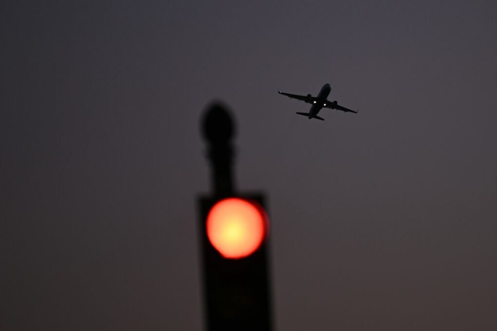 Paralisação do Governo dos EUA Sufoca Aviação Nacional - Imagem do artigo original