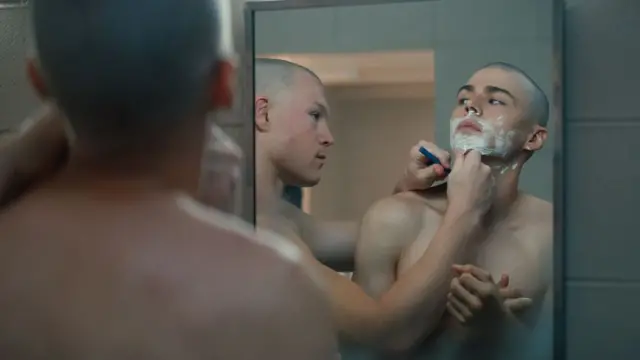 Série Netflix ‘Boots’ Revela História Gay em Exército dos EUA - Imagem do artigo original