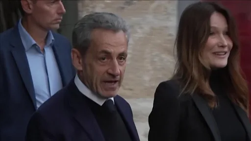 Prisão de Nicolas Sarkozy: Conexão com Khadafi e Financiamento - Imagem do artigo original
